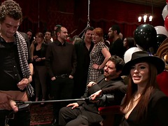 Amateur, Sadomasoquismo, Amarrada, Fetiche, Atragantadas, Madres para coger, Orgía, Público