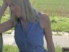 Leie, Blasen, Deutsch, Hardcore, Selbstgemacht, Milf, Mutti, Öffentlich