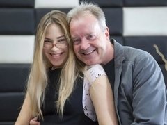 Stellung 69, Arsch, Blondine, Blasen, Küssen, Natürlichen titten, Höschen, Jungendliche (18+)