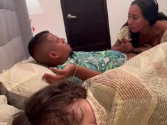 Mamada, Morena, Engañando, Corridas, Hd, Marido, Latina, Tatuaje