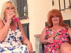 Толстушки, Британки, Грудастые, Лесбиянка, Милф, На природе, Вечеринка, Бассейн