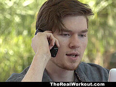 Oudere vrouw, Sperma shot, Sperma in gezicht, Sportzaal, Moeder die ik wil neuken, Spandexonderbroek