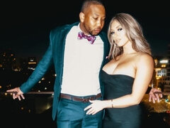 Grote kont, Grote lul, Grote mammen, Blond, Pijpbeurt, Hondjeshouding, Interraciaal, Moeder die ik wil neuken