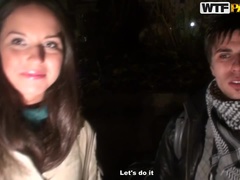 Incroyable, Brunette brune, Talons, Argent, Collant, Public, Se déshabiller, Plan cul à trois