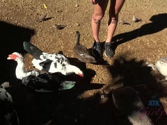 Leie, Strand, Blondine, Aufs gesicht abspritzen, Fussjob, Öl, Orgasmus, Öffentlich