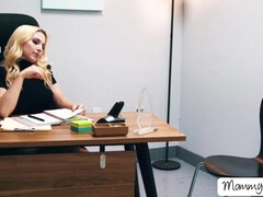 18 ans, Blonde, Brunette brune, Embrassement, Lesbienne, Mère que j'aimerais baiser, Adolescente, Plan cul à trois