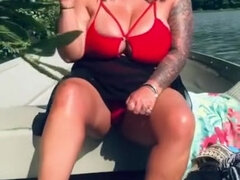 Grosse titten, Schmuddelige sprache, Frau, Fetisch, Im freien, Pov, Abendanzug, Solo