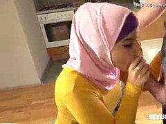 Chesty, cum-on-hijab, hijaber