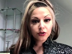 Брюнетки, Женское доминирование, Рабыни, Софткор, Соло