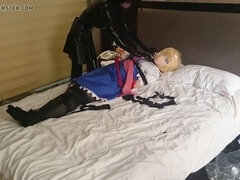 Kigurumi, breathplay, bondage