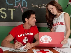 Cul, Sucer une bite, Brunette brune, En levrette, Seins naturels, Maigrichonne, Adolescente, Nénés