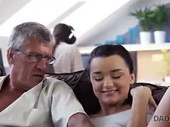 18 años, Mamada, Checa, Papá, Hd, Lamidas, Maduro, Adolescente