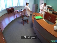 Amateur, Mamada, Tetona, Corridas, Médico, Penetracion con dedos, Tetas, Uniforme