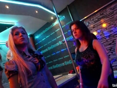 Dronken, Handbeurt, Hardcore, Orgie, Feest