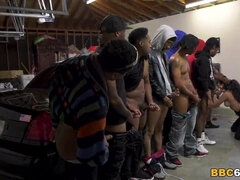 18 летние, Большой член, Черные, Минет, Глубокая глотка, Групповуха, Полиция, Молоденькие