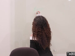 In den arsch, Arsch, Grosser schwanz, Blasen, Schwanz, Latina, Milf, Zierlich