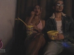 Большой член, Минет, Кино, Сперма во рту, Семяизвержение, На природе, На публике