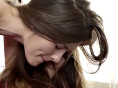 Amateur gf gets creampied