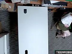 Grosser schwanz, Hd, Monster, Natürlichen titten, Büro, Zierlich, Polizei, Jungendliche (18+)