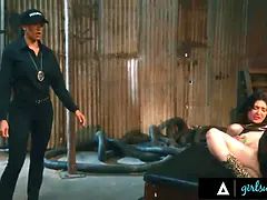 Gros seins, Pénétrer avec le poing, Groupe, Lesbienne, Mère que j'aimerais baiser, Rugueux, Espagnole, Gicler