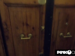 Anal, Grosse bite, Brunette brune, En levrette, Actrice du porno, Pov, Tatouage, Nénés