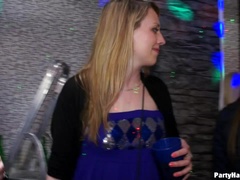 Leie, Grosser schwanz, Grosse titten, Blasen, Braunhaarige, Tanzen, Orgie, Swingers