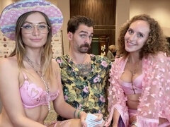 Celebrity, Threesome