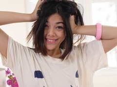Braunhaarige, Sperma im mund, Spermaladung, Handjob, Höschen, Pov, Jungendliche (18+), Titten