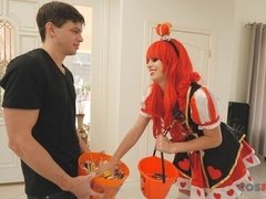 Cul, Gros cul, Sucer une bite, En levrette, Petite amie, Branlette thaïlandaise, Rousse roux, Adolescente