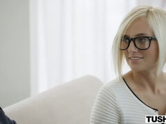 In den arsch, Besamung, Sekretärin, Rasiert