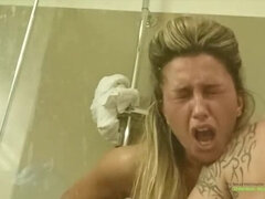 Stepfather's Intense Bathroom Romp with Stepdaughter: Forbidden Creampie and Intense Emotions!