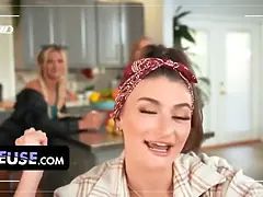 Grote lul, Pijpbeurt, Groepseks, Hd, Likken, Naakt, Kut duiken, Tieten likken