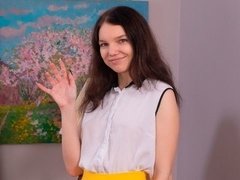 Brunette brune, Doigter, Masturbation, Rasée, Dénudage, Adolescente, Nénés, Jouets