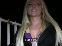 Enthousiasteling, Grote mammen, Blond, Hd, Geld, Buiten, Gezichtspunt, Openbaar