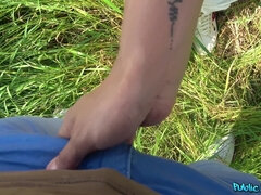 Leie, Arsch, Braunhaarige, Im freien, Pov, Öffentlich, Spanisch, Titten