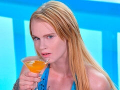 最高, ビキニ, 黒人, ブロンド, フェラチオ, 手コキする, 自然山雀, タトゥー