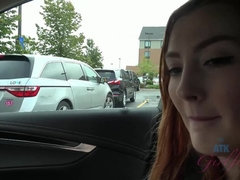 Enthousiasteling, Pijpbeurt, Vriendin, Olie, Orgasme, Klein, Openbaar, Kut duiken