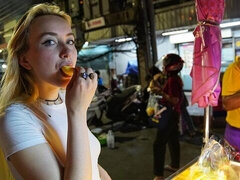 18 jaar, Kont, Blond, Natuurlijke tieten, Alleen, Tiener, Tieten likken, Onderwater