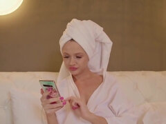 アナル, 美女, デカチン, ブロンド, エロ熟女, 淫乱熟女, ロシア人, ストッキング