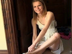 ズームショット, ドレス, エクストリーム, オナニー, オーガズム, 恥ずかしがりや, ティーン, スカートのぞき