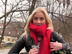 Rubia, Linda, Público