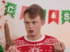 Анальный секс, Жопа, Брюнетки, Дилдо, Милф, Мамочка, Игрушки