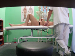 Enthousiasteling, Pijpbeurt, Hondjeshouding, Verpleegster, Kantoor, Kut duiken, Student, Uniformpje