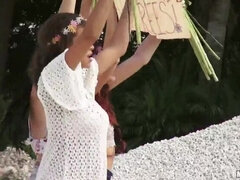 Любители, Брюнетки, Латиноамериканки, Натуральные сиськи, Пирсинг, От первого лица, Молоденькие, Подглядывание