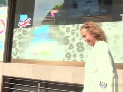 Grote lul, Grote mammen, Blond, Pijpbeurt, Sperma in gezicht, Moeder die ik wil neuken, Spaans, Lerarin