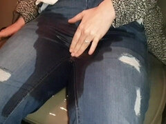 Amateur, Blonde, Britannique, Voiture, Jeans, Pisser, Public, Mouillée