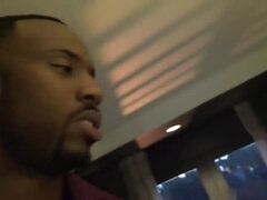 Entre bastidores, Culo grande, Tetas grandes, Rubia, Interracial, Madres para coger, Natural, Orgasmo