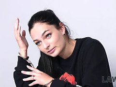 18 jaar, Bruinharig, Gevangen, Europees, Hd, Politie, Ruw, Tiener