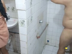 お尻, 黒人, フェラチオ, 中出し, フェティッシュ, 指いじり, 足フェチ, オッパイの