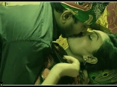 Asiatisch, Hardcore, Selbstgemacht, Hausfrau, Indisch, Interrassisch, Küssen, Muschi